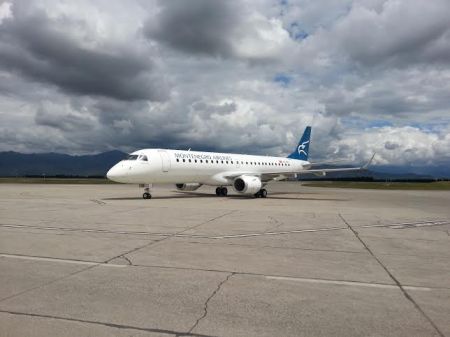 Montenegro Airlines получила новый самолет Embraer 190 Самолет Embraer 190. Фото: Cdm.me