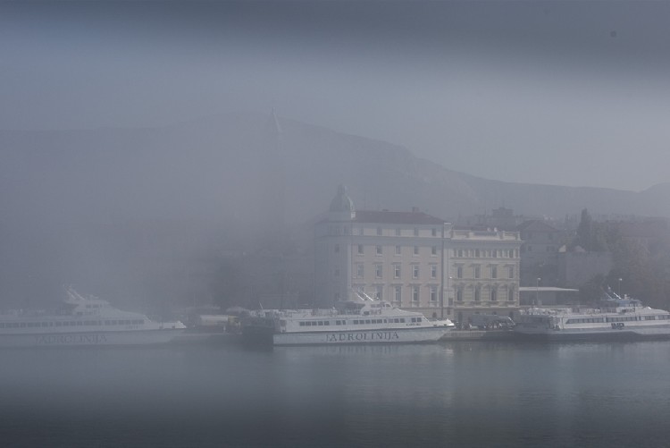 Туман в Сплите в августе 2016 года