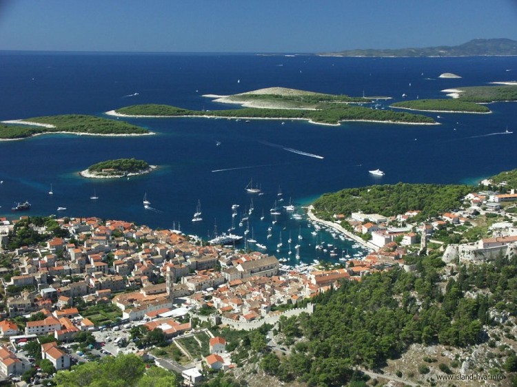 Компания Four Seasons откроет отель на хорватском острове Хвар  
