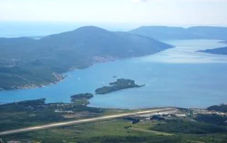 Компания Luštica Development AD получила разрешение на строительство туристического комплекса Luštica Bay Вид на черногорский полуостров Луштица. Фото: Cdm.me