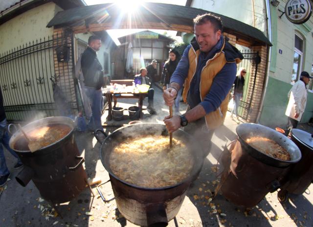 16-й праздник капусты в сербском Футоге
