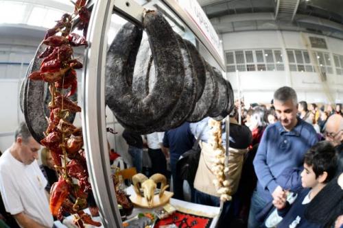 Фестиваль колбасы в Пироте