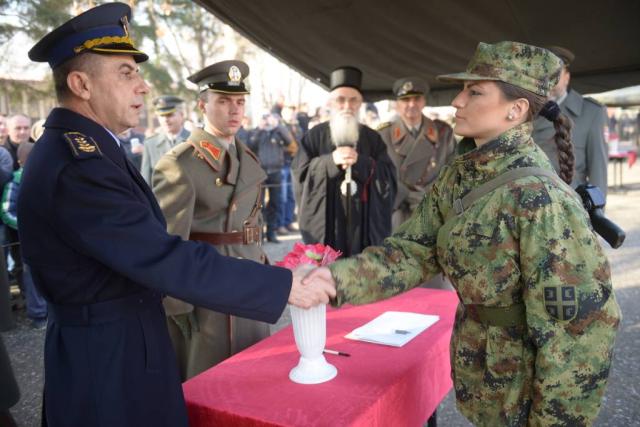 Принятие военной присяги в Сербии
