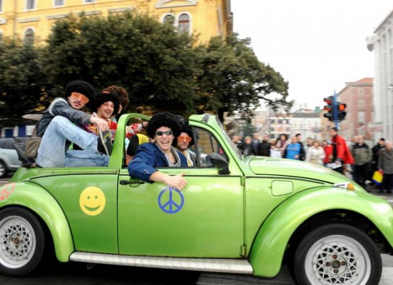 Пародийное ралли "Париж-Бакар" в Хорватии