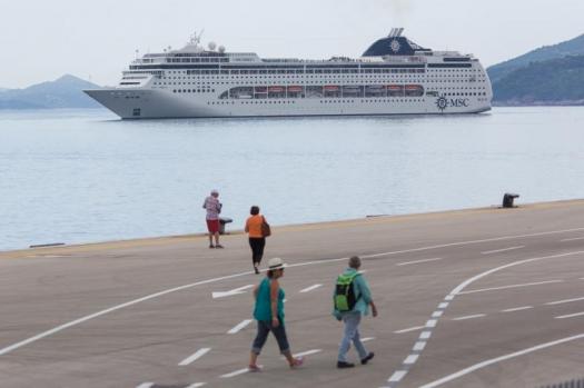 Круизный лайнер MSC Lirica в Дубровнике