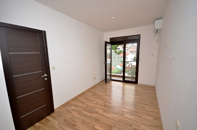 Квартира в Черногории, в новом доме в Будве