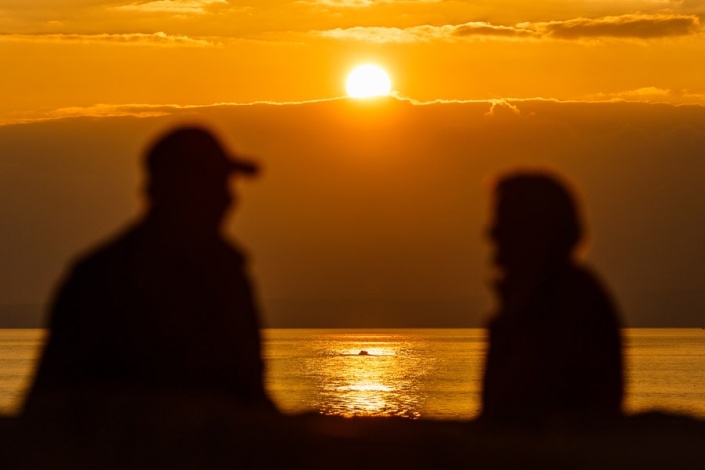 Закат на курорте Стобреч недалеко от Сплита