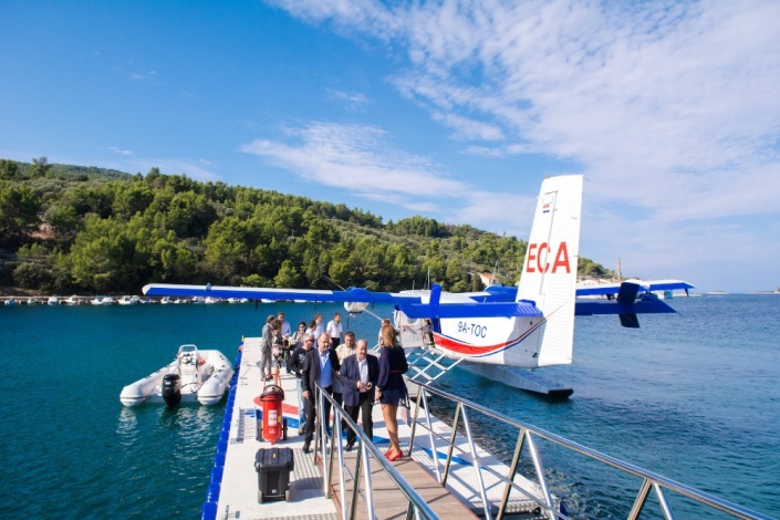 На хорватском острове Корчула открылся порт для гидросамолетов