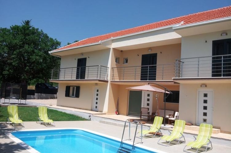 Виллы на хорватском курорте Имотски