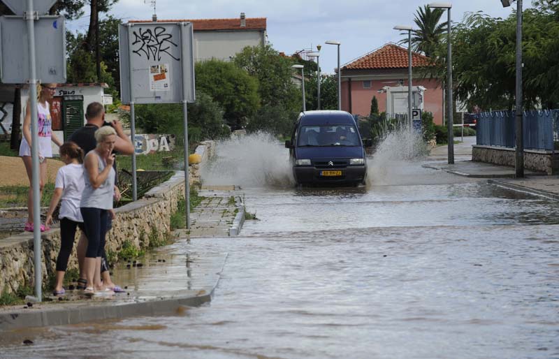 Наводнение в хорватском городе Трибунь