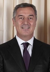 Премьер Черногории Мило Джуканович объявил о своей отставке