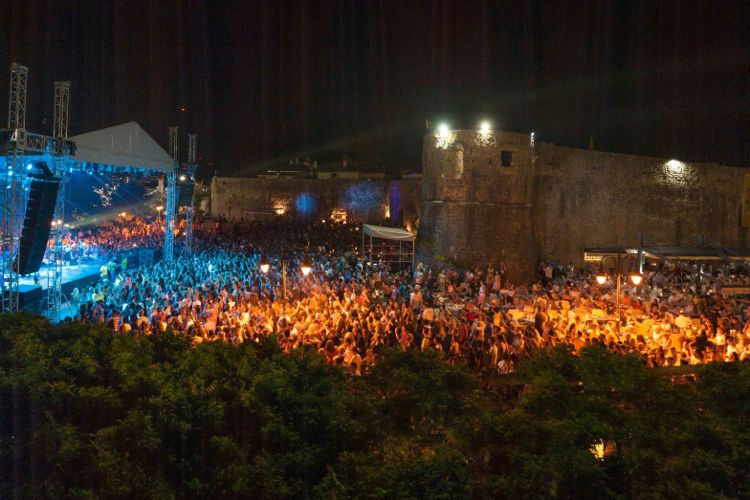 Празднование Дня государственности Черногории в Будве в 2017 году