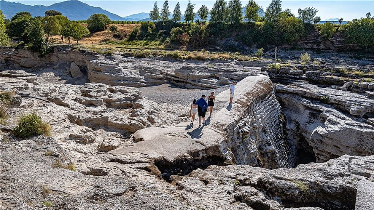 Высохший водопад в Подгорице. Фото: AA.com