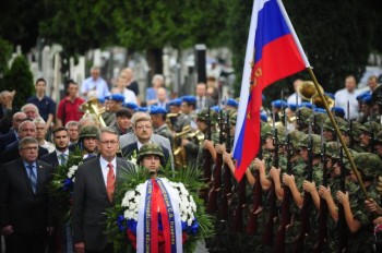 Мемориальное кладбище "Русский некрополь" в Белграде