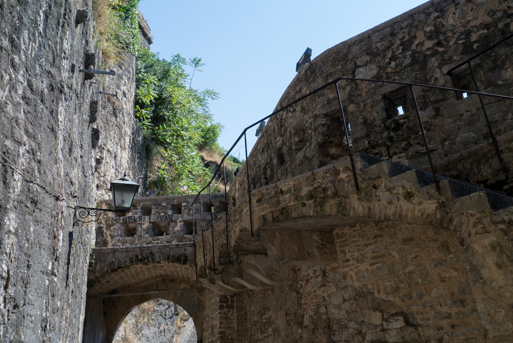 Городские ворота Гурдич в Старом Которе