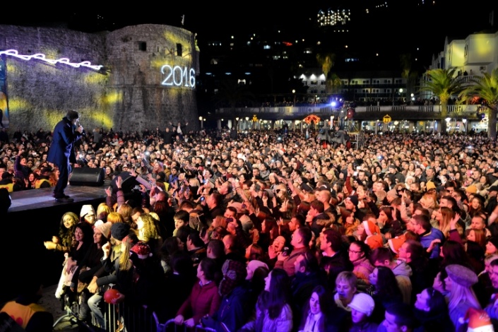 Концерт у Старого города в Будве в честь встречи 2016 г. Фото: Turističke organizacije Budve, Miloš Ćetković