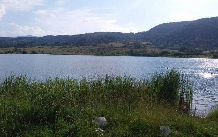 Боровичко озеро на севере Черногории