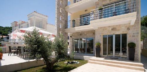 Бутик-отель Casa del Mare в Каменари признан лучшим на Балканах Отель Casa del Mare - Capitanо в поселке Каменари. Фото: Facebook