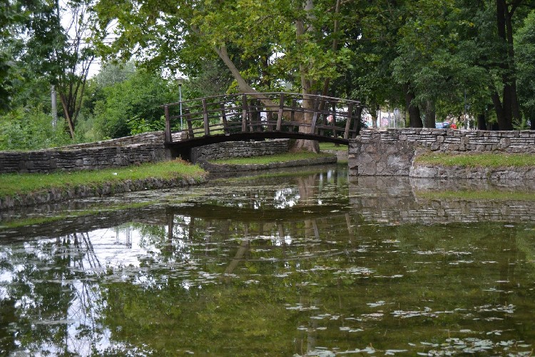 Топчидерский парк в Белграде в июле 2016 года