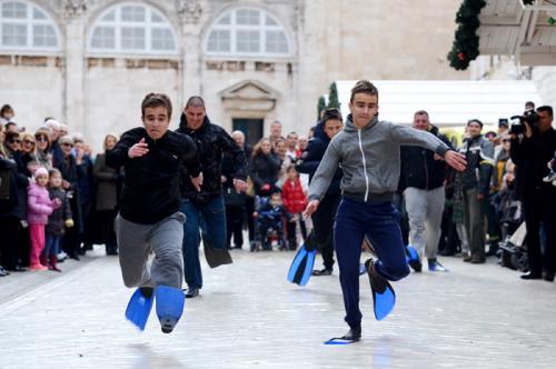 Забеги в ластах и на каблуках в Дубровнике