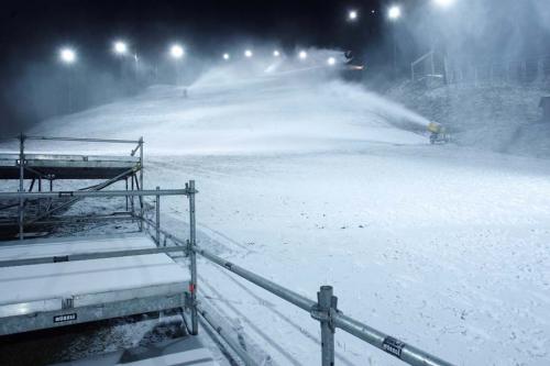 Подготовка горнолыжных трасс на горе Слеме