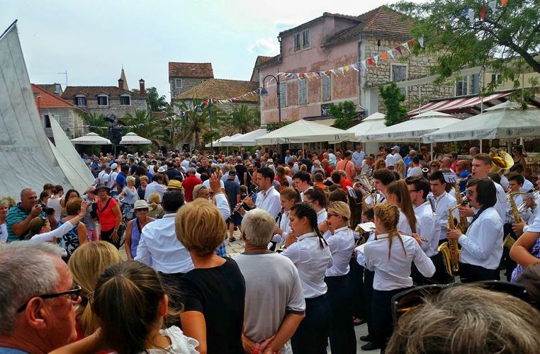 Стариграду на острове Хвар - 2400 лет