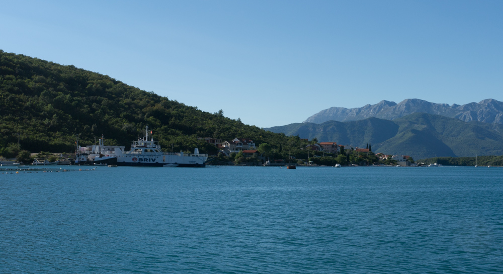 Тиватский залив в Черногории