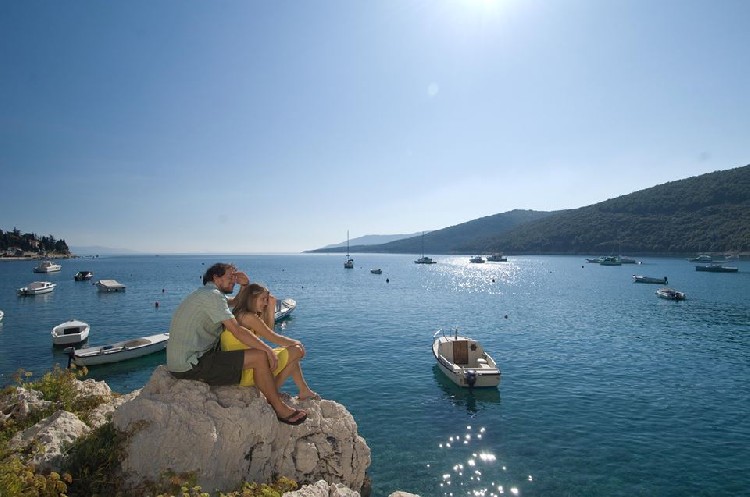 Залив на курорте Рабац в Истрии