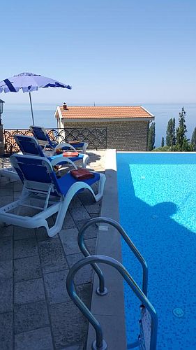 Продажа виллы в Черногории с панорамным видом на море, в Близикуче