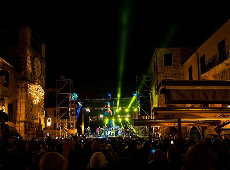 Встреча Нового года в Которе