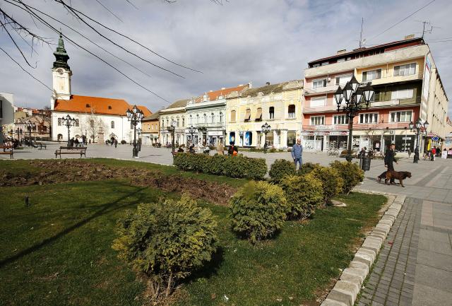 Теплый и красивый день в сербском Сомборе