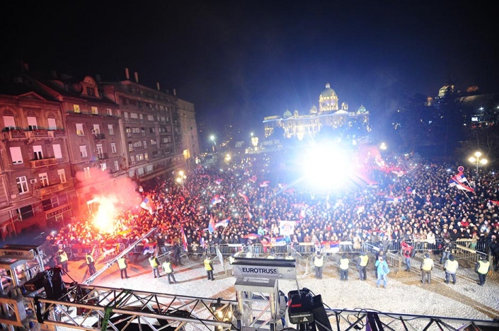 Празднование победы Сербии на чемпионате Европы по ватерполу