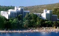 Снос гостиницы Plavi Horizonti на Тиватской ривьере начнется в понедельник