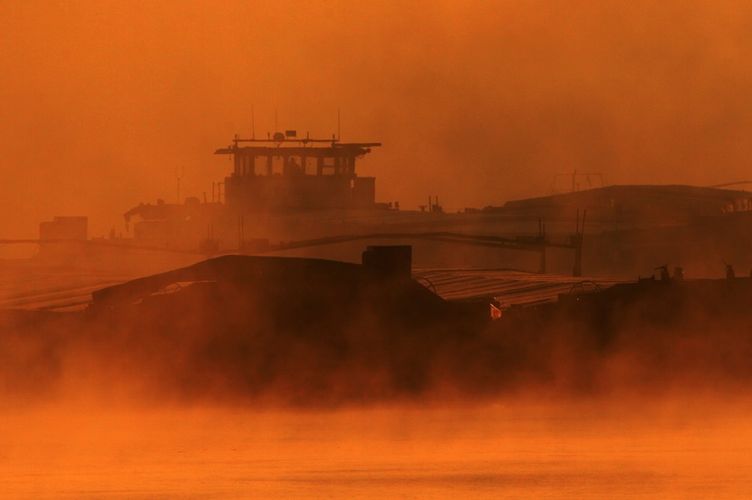 Туманное утро на Дунае в ноябре 2016 года