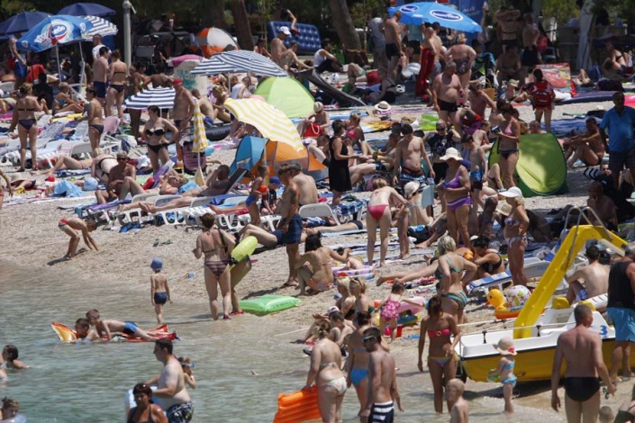 Пляж на курорте Макарска