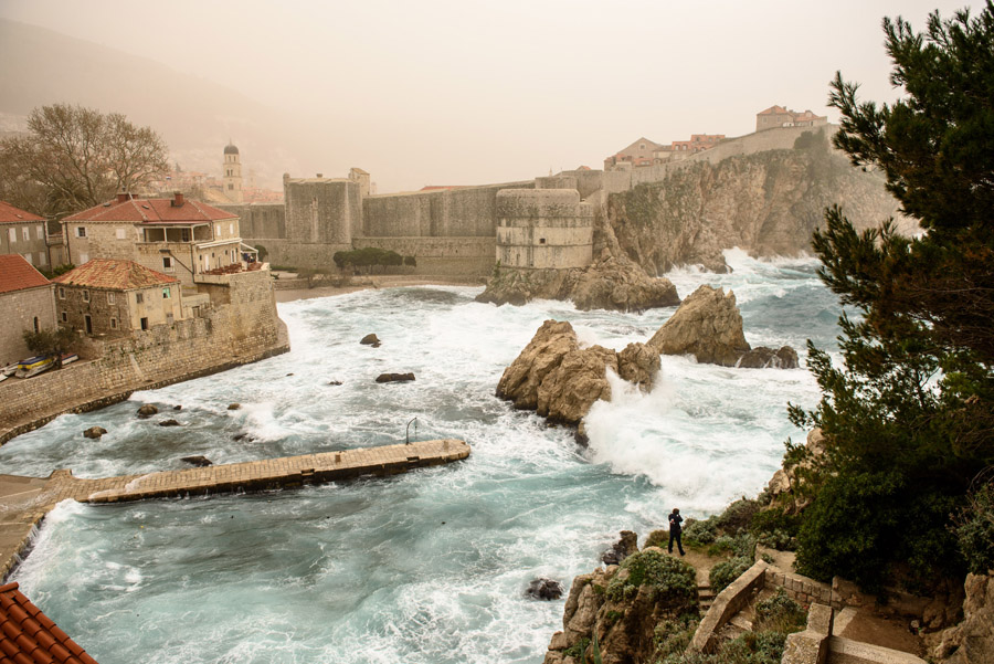 Штормовая погода в Дубровнике в марте 2016 г. 