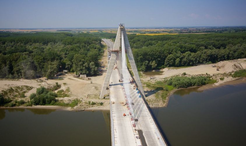 Строительство моста через Драву