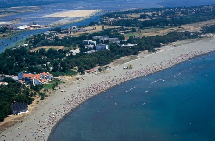 Великий пляж в Улцине