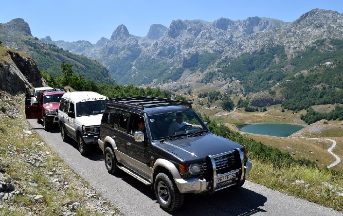 Джип-сафари по черногорским горам Кучки-Комови