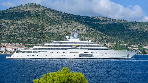 Яхта Eclipse Романа Абрамовича у берегов Дубровника