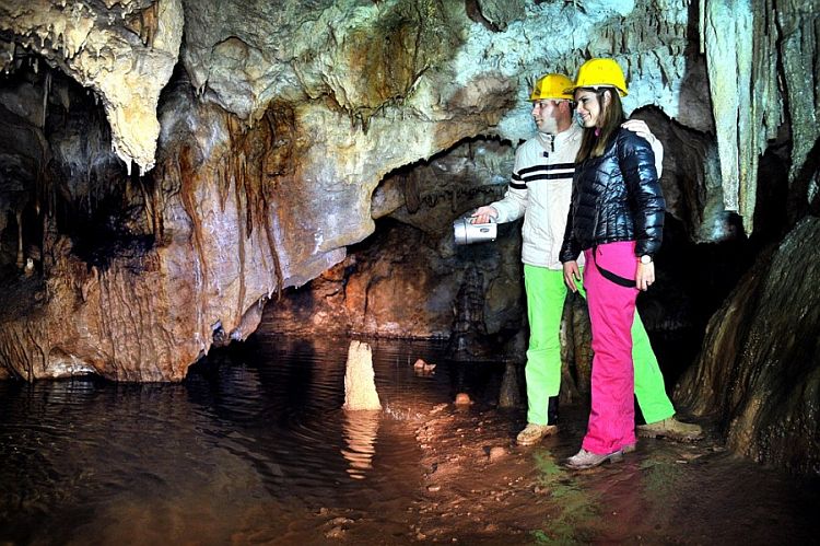 Липская пещера. Фото: Rtcg.me
