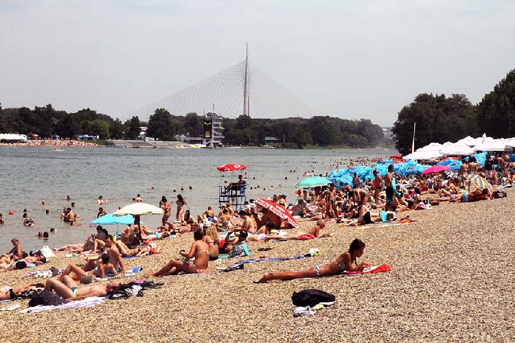 Белградский пляж "Ада-Циганлия" в июне 2016 г.  