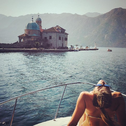 Мария Шарапова на отдыхе в Черногории. Фото: Instagram, mariasharapova