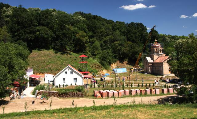 Mонастырь Бешеново в Сербии