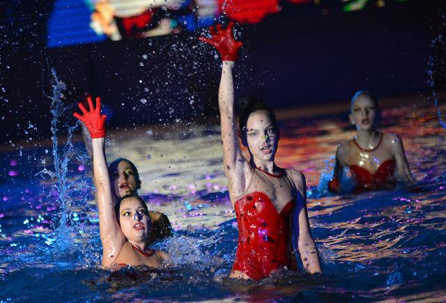 Святосаввский бал на воде в сербском Нише