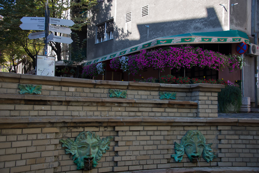 Квартал Скадарлия в Белграде