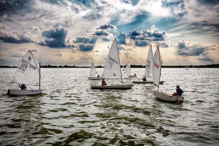 Озеро Палич в октябре 2016 года