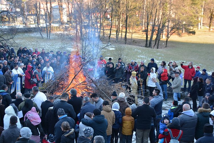 Празднование Рождественского сочельника в Цетине. Фото: Mitropolija Crnogorsko-Primorska