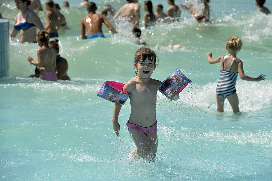 Аквапарк в сербском городе Бачки-Петровац летом 2016 года