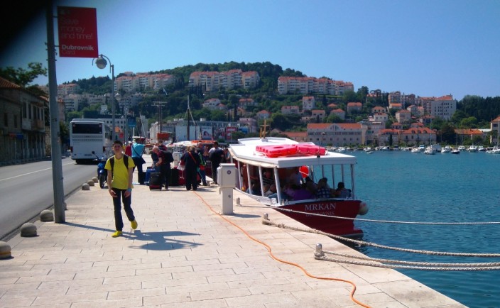 Прогулочный корабль на маршруте между Дубровником и Элафитскими островами